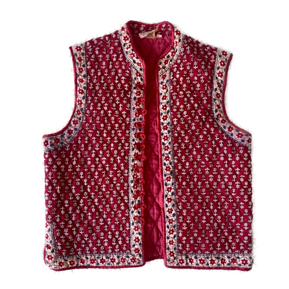 Vintage 60s Red Floral Quilted Cotton Vest